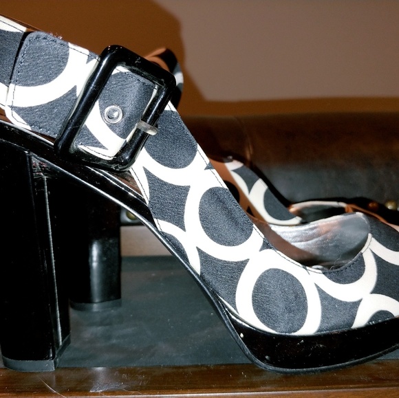 Sling back - Picture 2 of 3